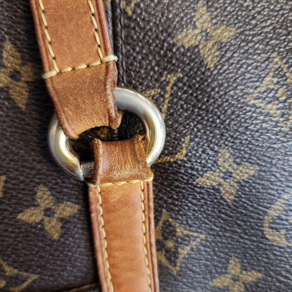 Louis Vuitton Brown Monogram Shoulder Bag - Picture 5 of 9